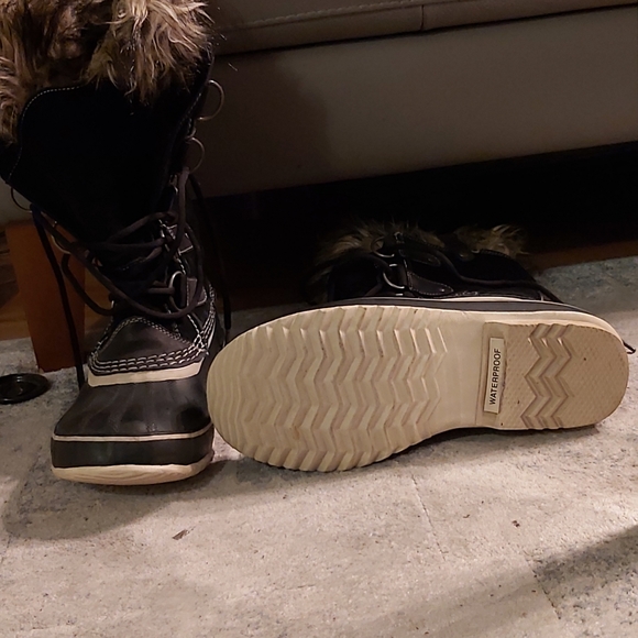 Sorel Shoes - Sorel Joan of Artic boots